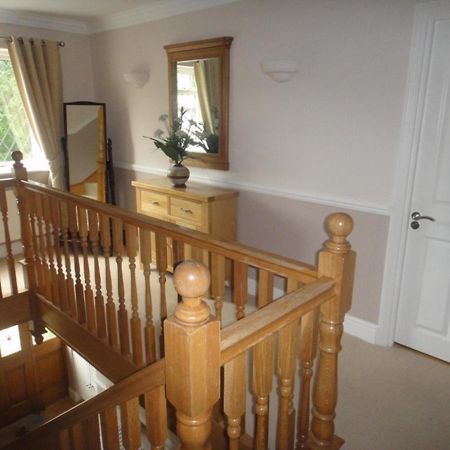 The Oaks Guest House Londra Esterno foto
