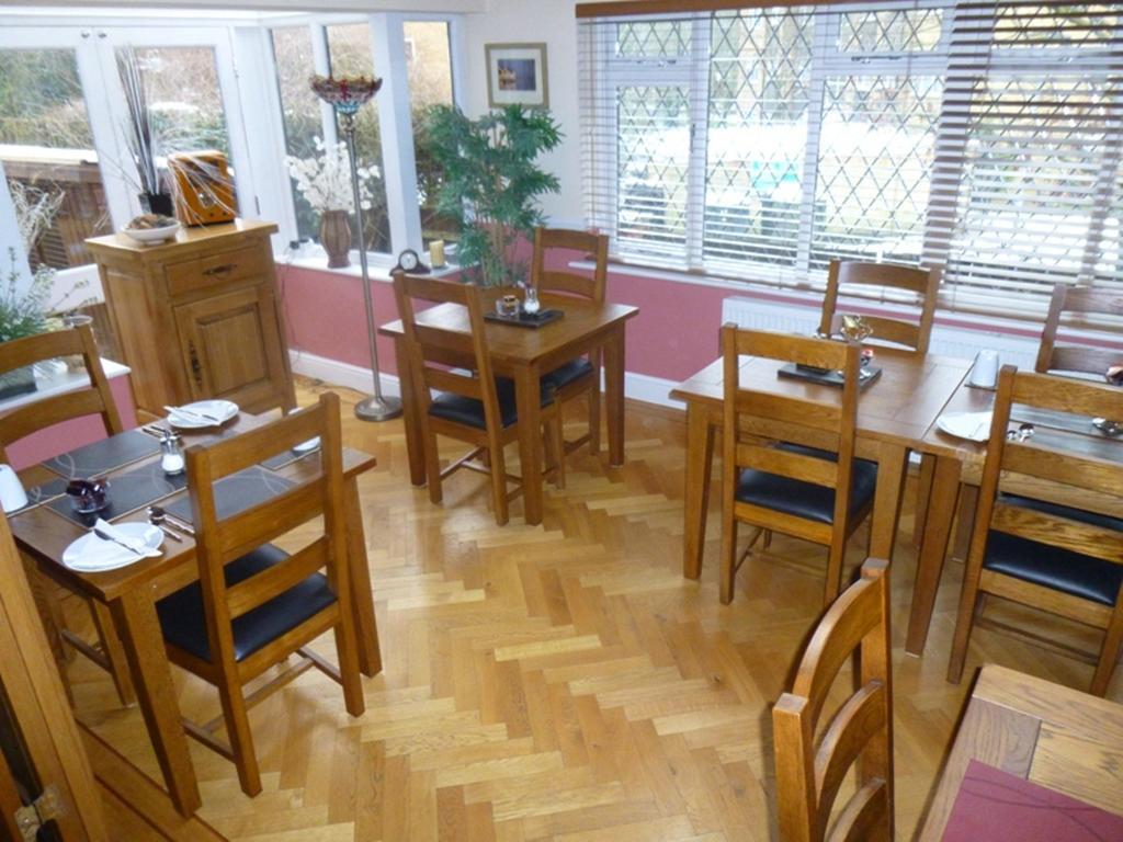 The Oaks Guest House Londra Esterno foto