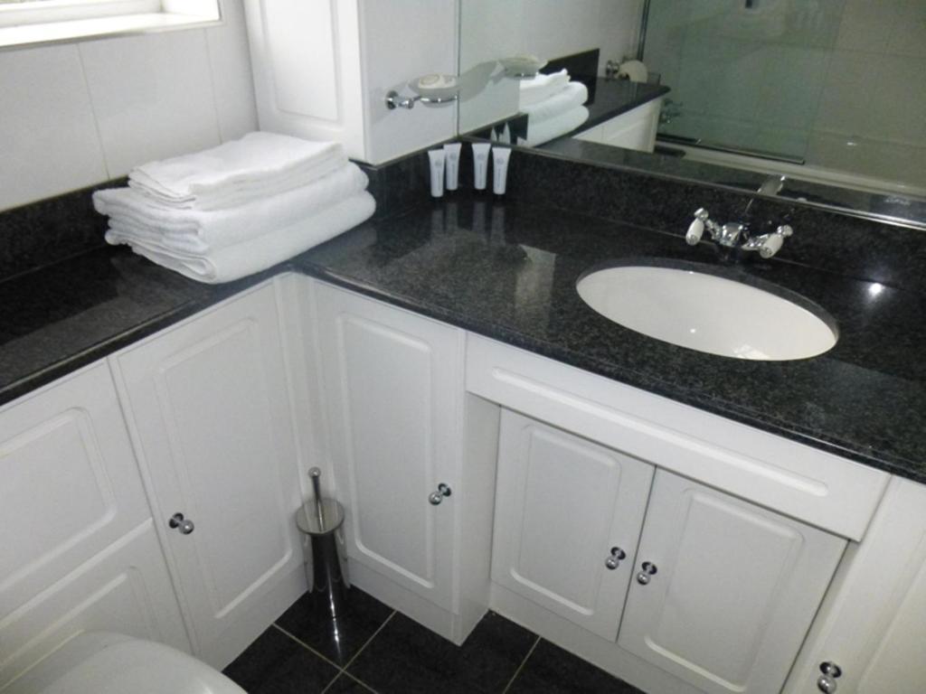 The Oaks Guest House Londra Camera foto