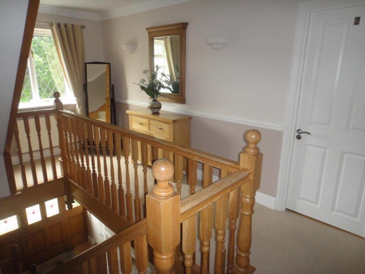 The Oaks Guest House Londra Esterno foto